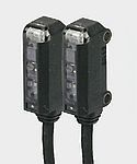 Fotocélula rectangular Omron, Sistema Barrera de Luz, alcance 500 mm, salida NPN, Precableado, IP67