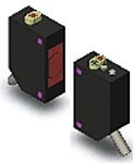 Fotocélula rectangular Omron, Sistema Barrera de Luz, alcance 15 m, salida PNP, Precableado, IP67