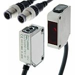 Fotocélula rectangular Omron, Sistema Barrera de Luz, alcance 15.000 mm, salida PNP, Conector precableado M12