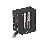 Sensor de distancia rectangular Omron, alcance 100 mm, salida PNP, Cable libre